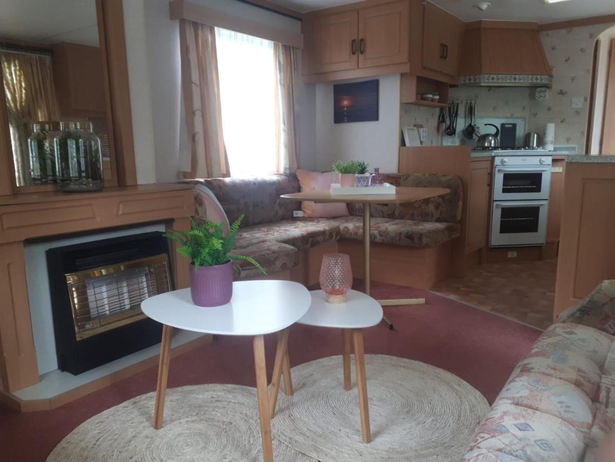 Caravan In Bosrijk Gebied Otel Zuidlaren Dış mekan fotoğraf